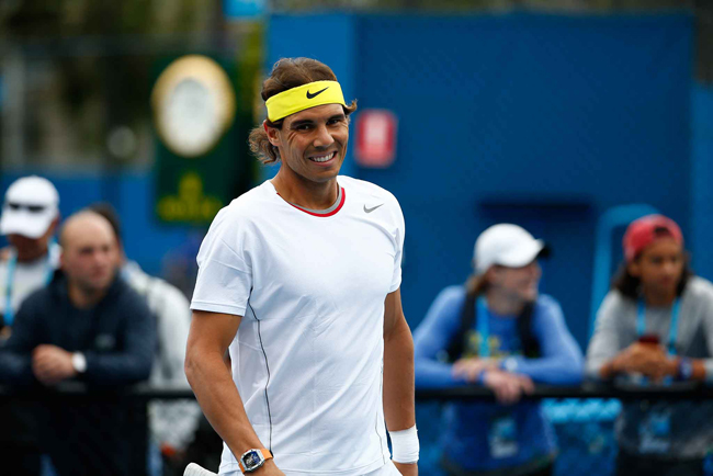 (Australian Open 2016) Nadal miệt mài luyện tập, sau một năm thi đấu khó khăn vì chấn thương và sa sút phong độ.
