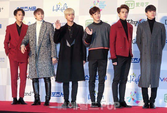 Dàn sao thần tượng xứ Hàn hội ngộ đầu năm - 2