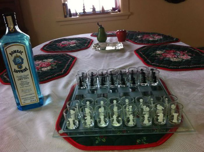 Phong cách chơi cờ vua của các 'bợm nhậu'.
