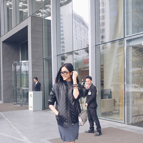 Facebook sao 15/1: Hà Hồ khoe phòng ngủ ở khách sạn 5 sao - 5