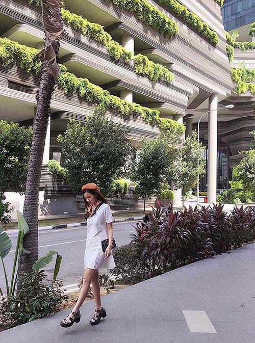 Facebook sao 15/1: Hà Hồ khoe phòng ngủ ở khách sạn 5 sao - 12