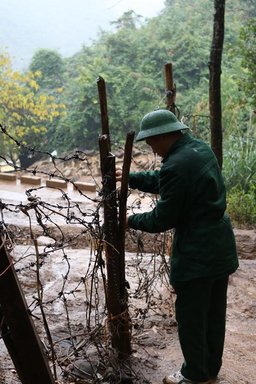 Tôi đi làm nữ cửu vạn hàng lậu: Mưu sinh bên miệng tử thần - 3