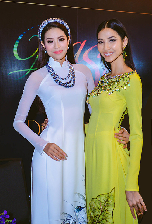 Phạm Hương, Lan Khuê diễn áo dài hơn 300 triệu đồng - 6