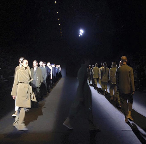 Trang Khiếu, Lê Thúy chinh phục tuần thời trang Milan - 3