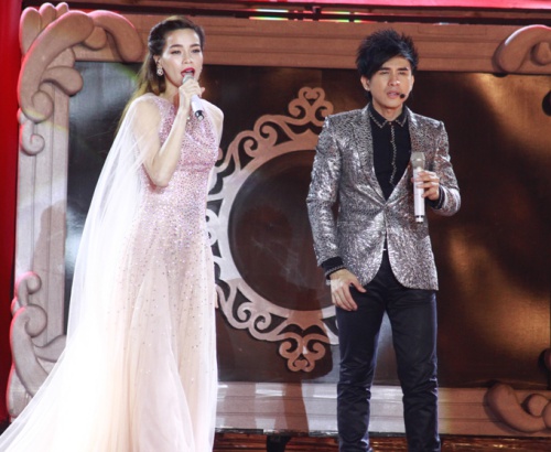 Đan Trường khiến fan thót tim khi bị đâm xuyên người - 8