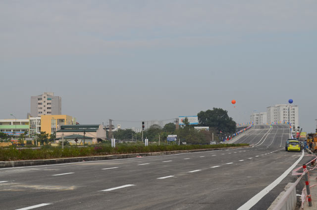 Ngắm cầu vượt thép lớn nhất Thủ đô trong ngày thông xe - 1