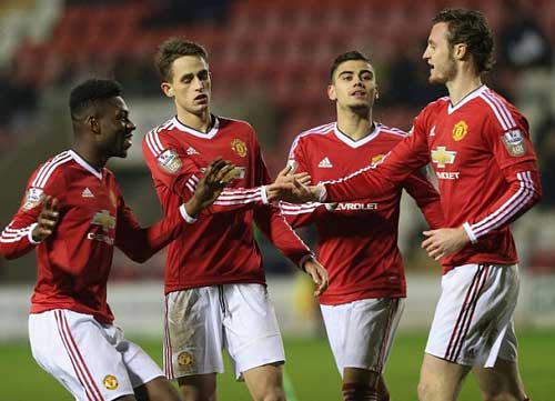 Trở lại MU, Januzaj tỏa sáng ở đội… U21 - 2