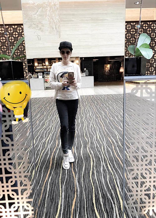 Facebook sao 20/1: Fan tò mò Khánh Thi mang bầu lần 2 - 11