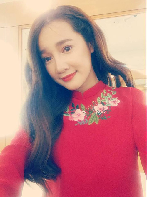 Facebook sao 20/1: Fan tò mò Khánh Thi mang bầu lần 2 - 6