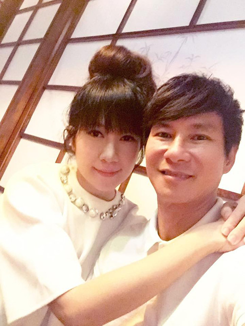 Facebook sao 20/1: Fan tò mò Khánh Thi mang bầu lần 2 - 10