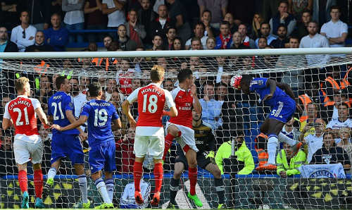 Arsenal gặp Chelsea ở Emirates: Thời thế xoay vần - 1