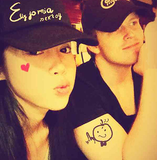 Facebook sao 21/1: Hà Hồ bị hack Facebook như 'trẻ trâu' - 3