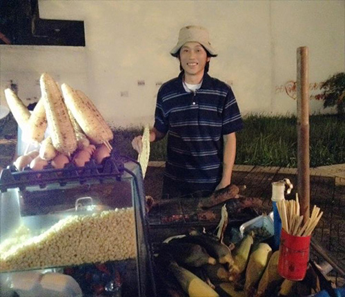 Khoảnh khắc hồn nhiên của sao Việt lê la quán vỉa hè - 7