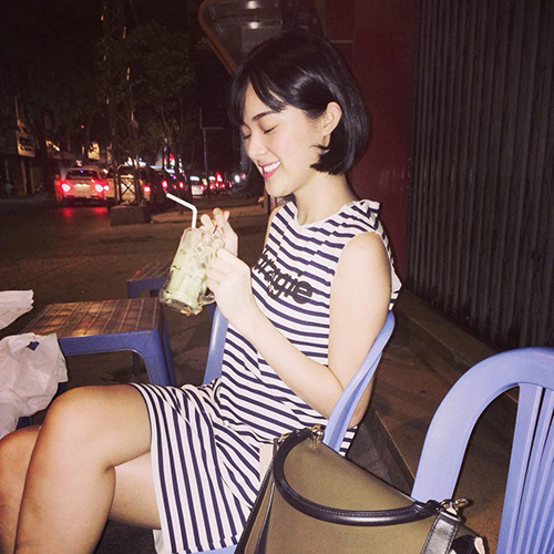 Khoảnh khắc hồn nhiên của sao Việt lê la quán vỉa hè - 7