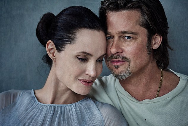 Vợ chồng Angelina Jolie &#39;ai ở nhà nấy&#39; đã hơn 1 năm - 1