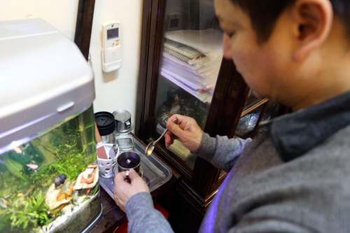 Khoảnh khắc: Một ngày 'ăn vội, ngủ tạm' của Chí Trung - 7