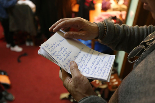 Khoảnh khắc: Một ngày 'ăn vội, ngủ tạm' của Chí Trung - 2