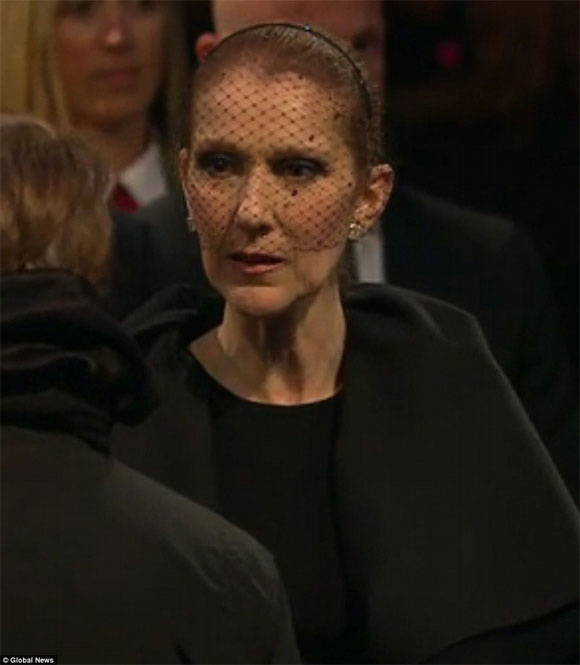 Celine Dion đẫm nước mắt trong đám tang chồng - 1