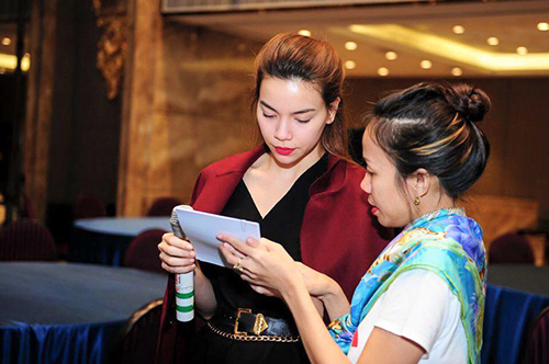 Khoảnh khắc xinh tươi của người đẹp Việt khi bị chụp lén - 14