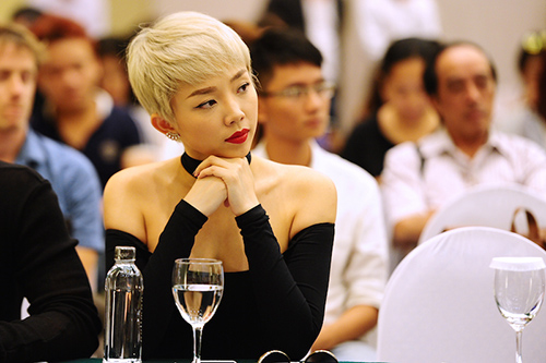 Khoảnh khắc xinh tươi của người đẹp Việt khi bị chụp lén - 8