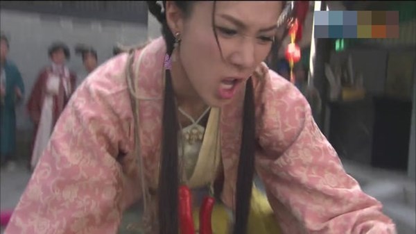 Chùm ảnh 'độc' của sao Hoa ngữ khiến fan cười nghiêng ngả - 2