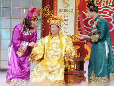 Phong cách thời trang của 'cô Đẩu' Công Lý qua 12 năm - 7