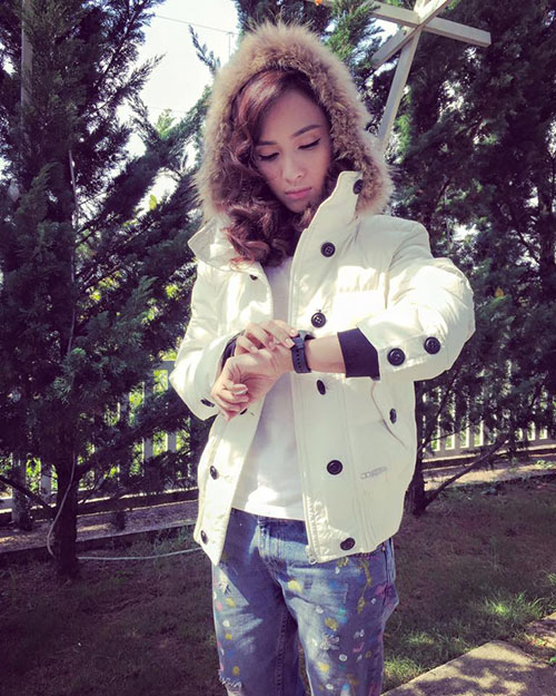 Facebook sao 23/1: Hoa hậu Kỳ Duyên viết sai chính tả - 4