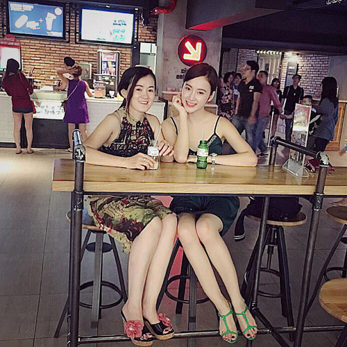 Những cặp mẹ con 'xinh như mộng' khiến fan ngưỡng mộ - 4