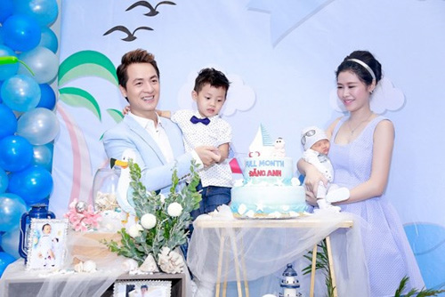 Những người đẹp Việt có con rồi mới chịu cưới - 7