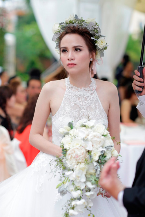 Những người đẹp Việt có con rồi mới chịu cưới - 9