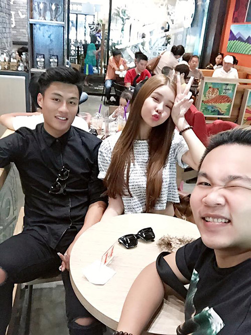 Facebook sao 25/1: 'Vua bầu show' miền Nam qua đời - 11