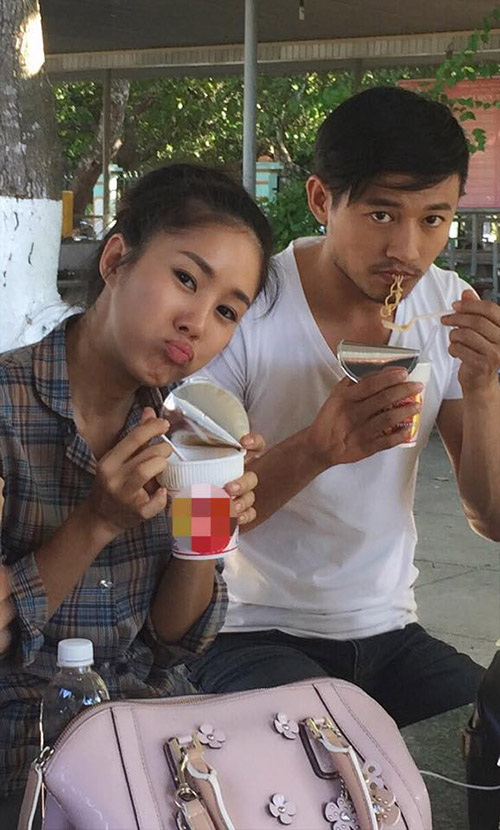 Facebook sao 26/1: Trấn Thành, Hoài Linh 'đóng bỉm' - 3