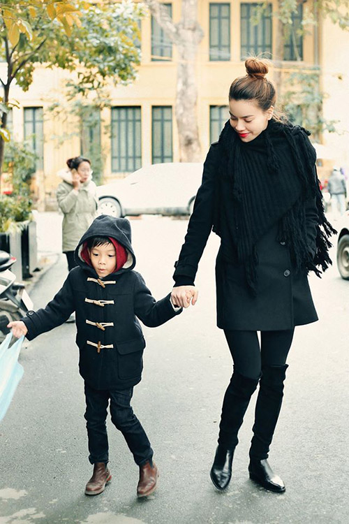 Facebook sao 26/1: Trấn Thành, Hoài Linh 'đóng bỉm' - 3