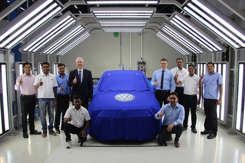 Volkswagen Ameo hoàn toàn mới ra mắt - 1