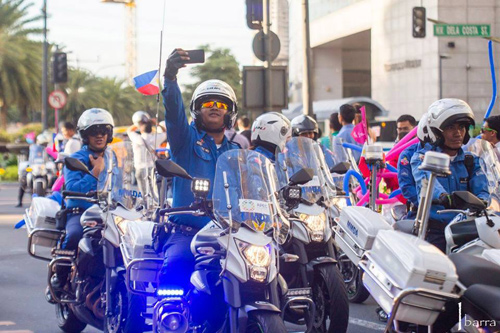 Tân Hoa hậu Hoàn vũ diện kiến tổng thống Philippines - 10