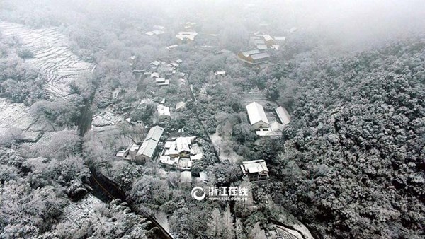 Tuyết phủ trắng xóa, Trung Quốc đẹp như trong phim - 1
