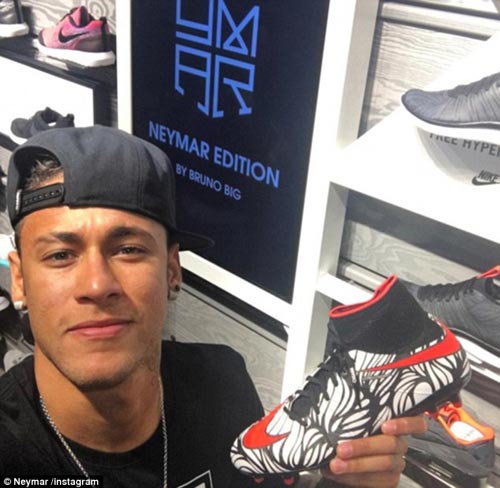 Neymar: “Vũ khí mới” cho giấc mơ Bóng vàng - 1