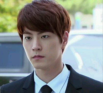 Dàn sao long lanh của ‘Bộ bộ kinh tâm’ phiên bản Hàn - 5