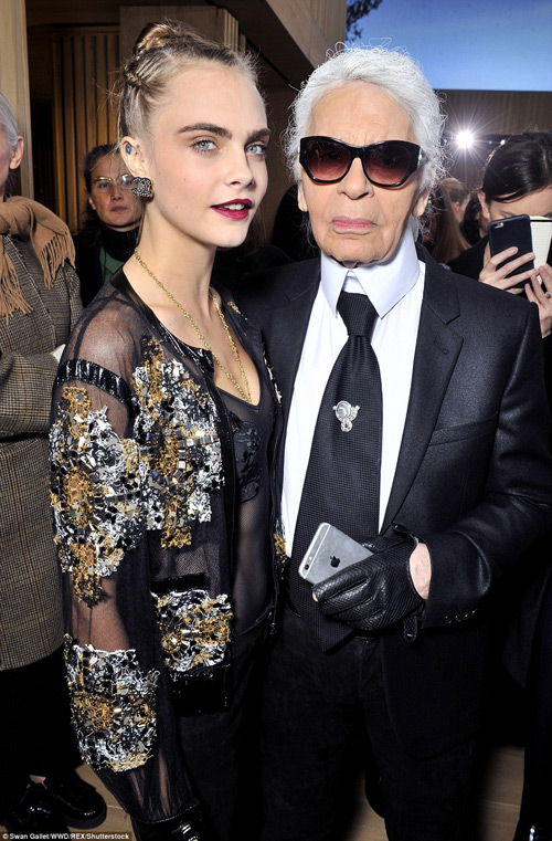 G-Dragon, Cara Delevingne gây náo loạn show Chanel - 7