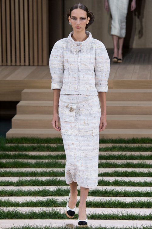 Bộ 3 hot girl Hollywood 'quậy tới bến' tại show Chanel - 7