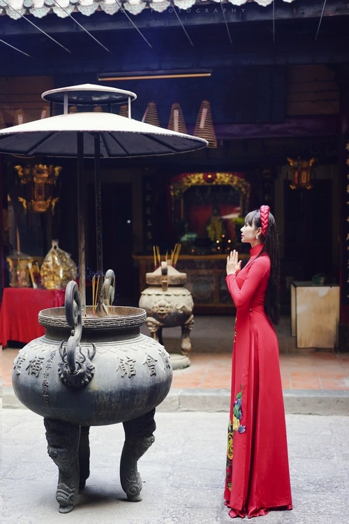 &#39;Tình mới của Thái Hòa&#39; diện áo dài đón xuân - 10