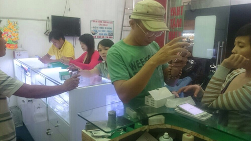 Lo ngại “cháy hàng” Arbutus AR5 dịp cuối năm - 2