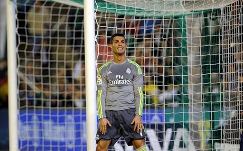 Coi mình là "vũ trụ", Ronaldo "ích kỷ" nhất Liga - 1