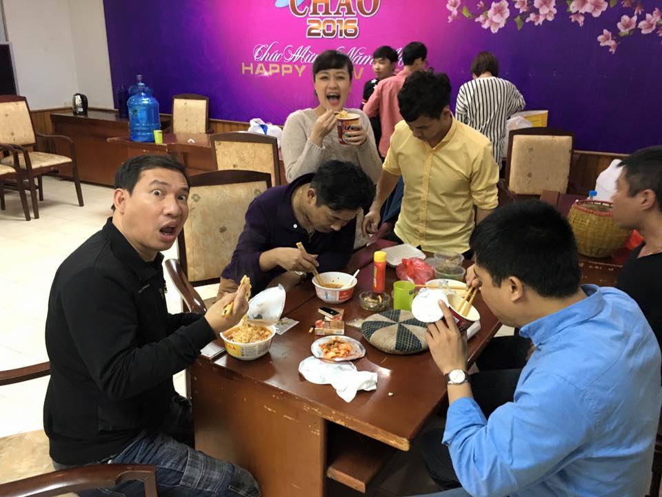 Vân Dung: 'Suốt 13 năm, các Táo chưa một lần cãi vã' - 2