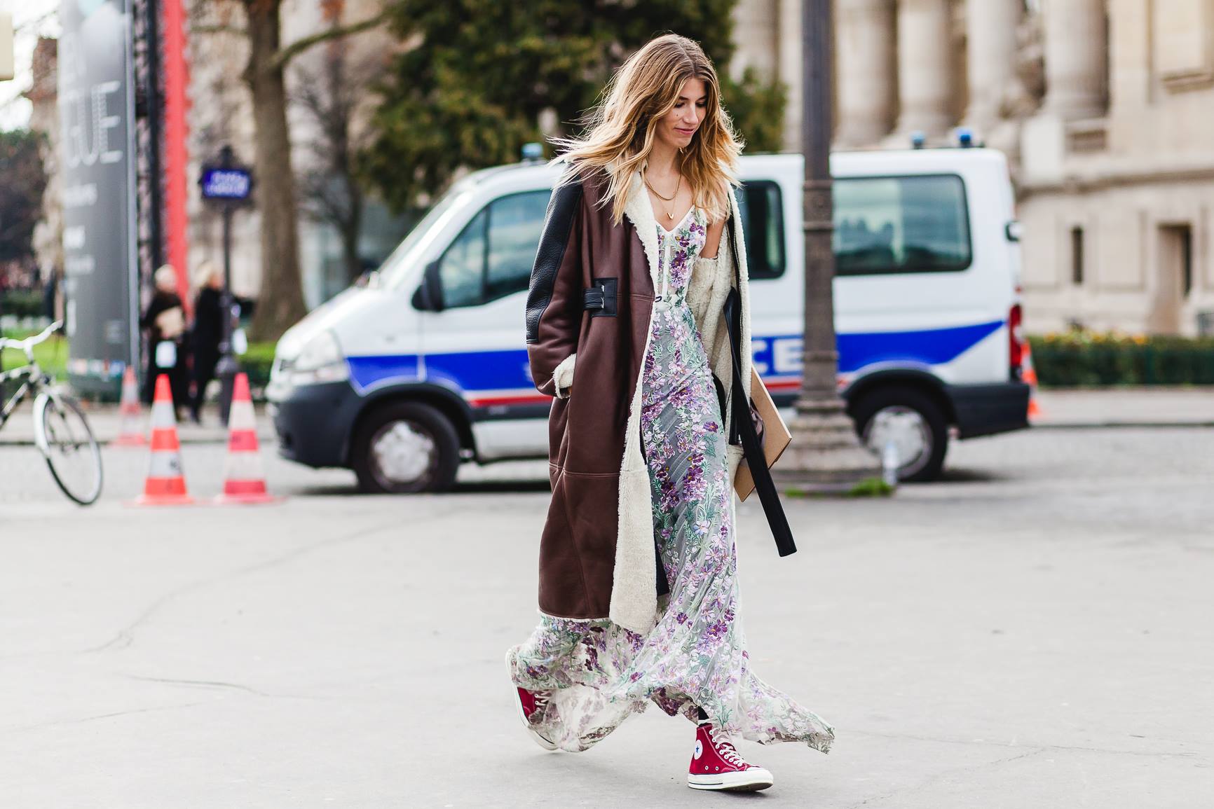 Ngắm thời trang đường phố thanh lịch của tín đồ Paris - 2