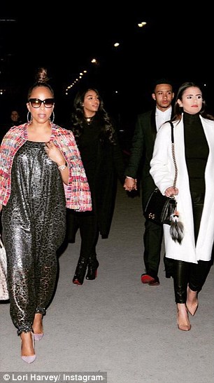 Con gái MC 'tội đồ' Steve Harvey bạo tay tung ảnh 'nóng' - 11