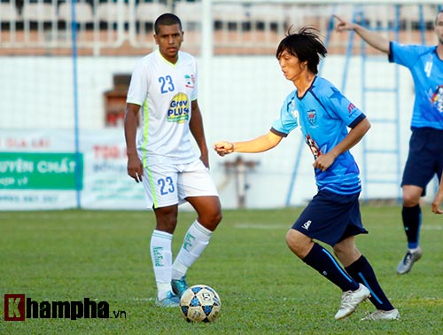 HAGL - Yokohama FC: Tâm điểm Tuấn Anh - 2