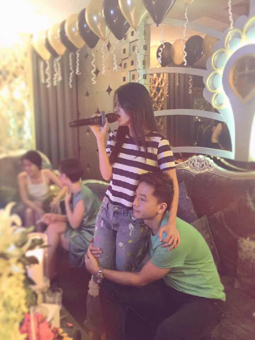 Facebook sao 1/2: Lộ diện 'bạn trai giấu mặt' của Bảo Thy - 3