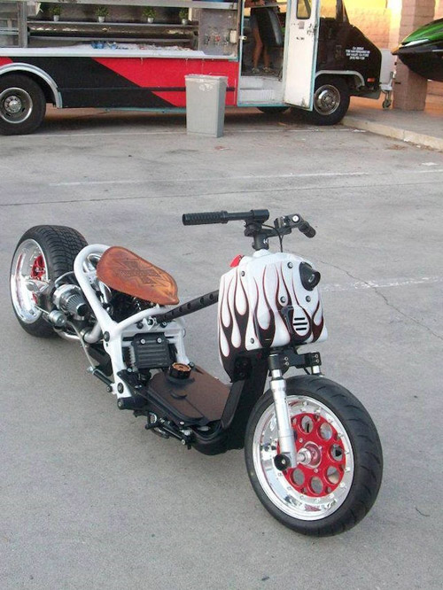 Honda Ruckus độ độc đáo của người Việt trên đất Mỹ - 7