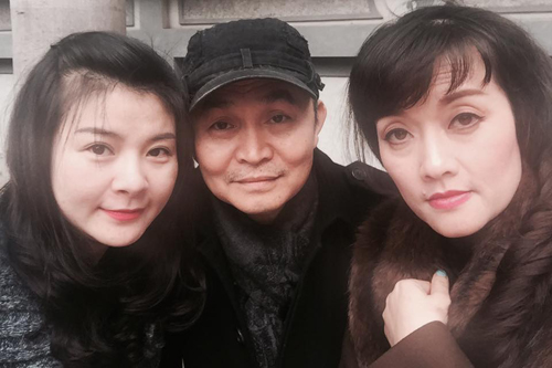 Facebook sao 3/2: Cao Thái Sơn khoe ngực trần khi vào bếp - 3